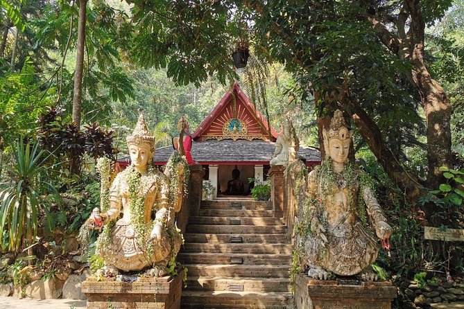 The Best City Tour View Points Wat Doi Suthep, Wat Chedi Luang and Wat Pha Lat - What the guide actually adds to the day