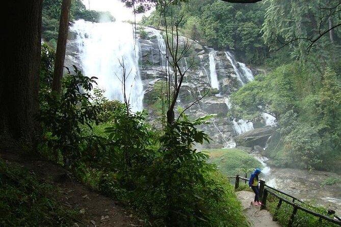 The Best One Day Trip Of Doi Inthanon National Park - Twin Royal Stupas: Panoramic Views From Phra Maha Dhatu Nabha Metaneedol