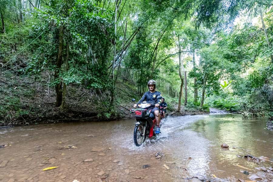 The REAL Thailand on a scooter. Check reviews !! - Why this Chiang Mai scooter day feels different