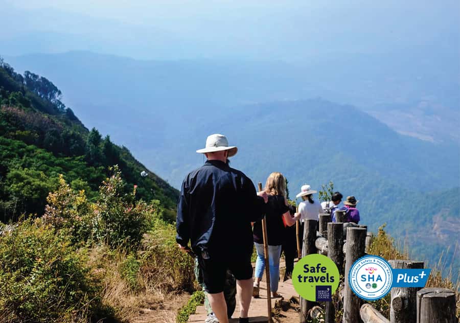 Tour with Hike in Kiew Mae Pan Natural Trail from Chiang Mai - First Stops in Inthanon: Quick Guidance Before the Hike