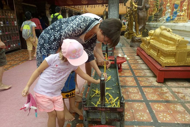 Trekking at the Monk Trail and Doi Suthep Temple Private Tour - Lunch and Included Extras: What the $125.65 Really Covers
