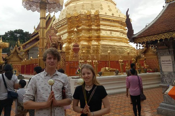 Trekking at the Monk Trail and Doi Suthep Temple Private Tour - Who Should Book This Private Monk Trail and Doi Suthep Tour?