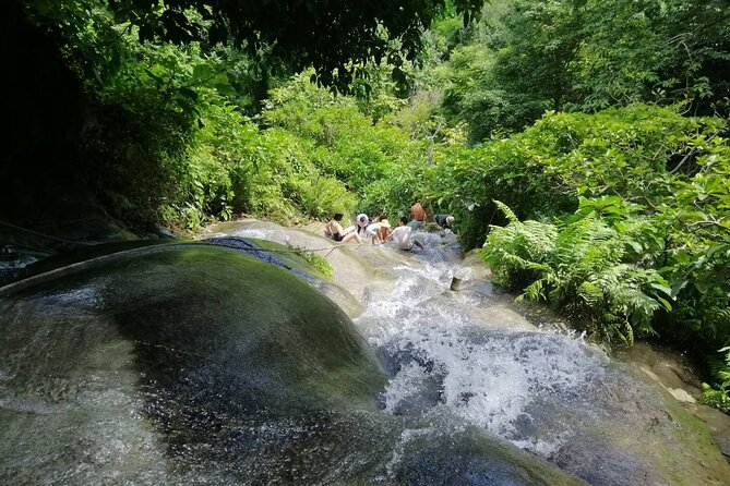 Visit Dantewada(Angel Land), Blue Temple, and Sticky Waterfall - Bua Tong Sticky Waterfall: how the climb works and how not to hurt yourself