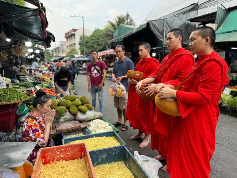Walk With Monks Collecting Alms(meeting point maybe change) - The 7:30 Return and the Dialogue That Makes It Stick