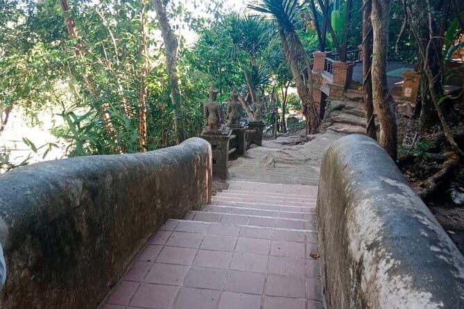 Wat Doi Suthep And Wat Pha Lat Evening Tour - Practical Tips So the Evening Feels Easy