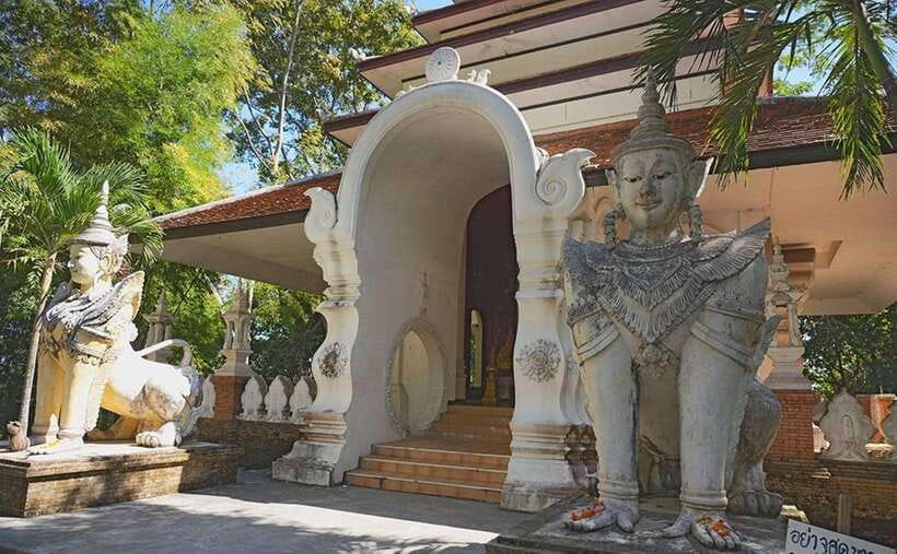 Wat Phra That Doi Suthep & Wat Pha lat Evening Tour & Guide - Who This Tour Suits Best (And Who Should Skip It)