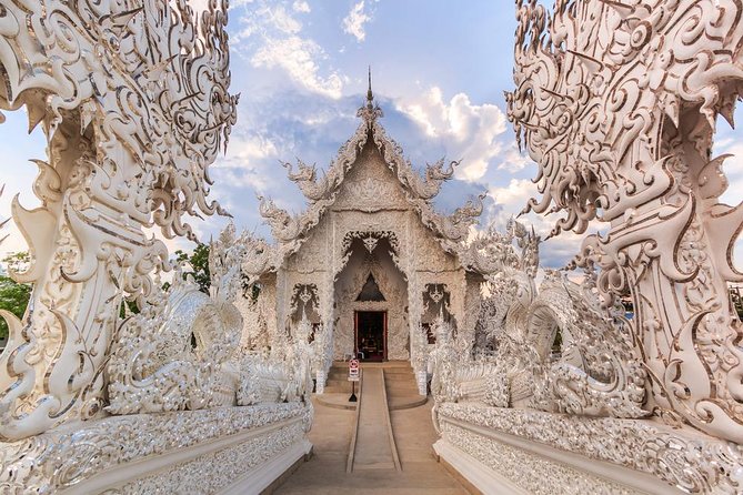 White Temple-Black House & Blue Temple Tour From Chiang Mai - Price and Logistics, What You’re Actually Paying For