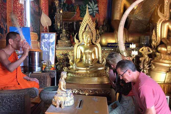 Wiang Kum Kam and Wat Phra That Doi Suthep Private Tour - Price and value: what $100 per person buys you